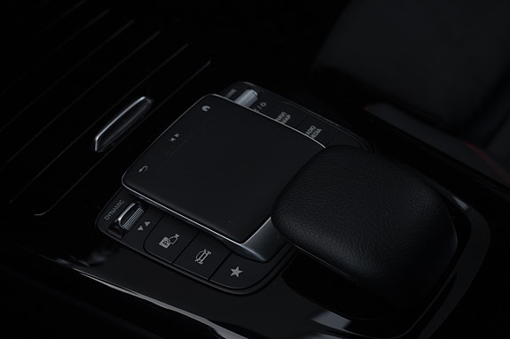 Mercedes-Benz CLA250 e 30 of 30