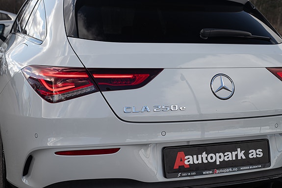 Mercedes-Benz CLA250 e 10 of 30