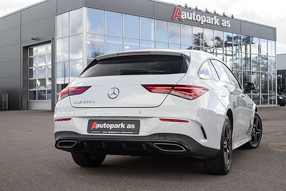 Mercedes-Benz CLA250 e 6 of 30