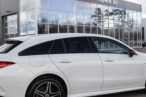 Mercedes-Benz CLA250 e 8 of 30