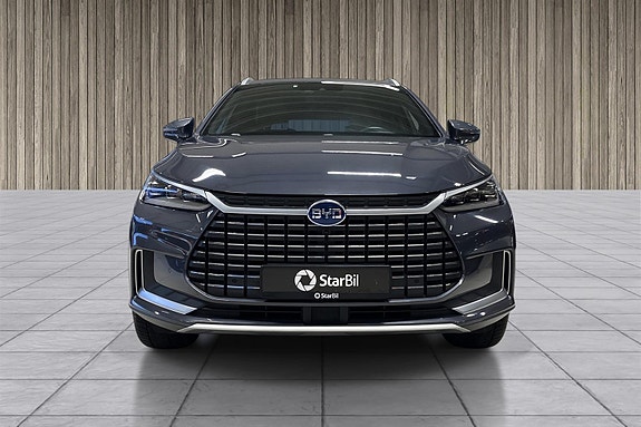 BYD Tang 2 of 5