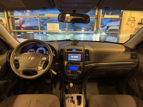 Hyundai Santa Fe 15 of 23