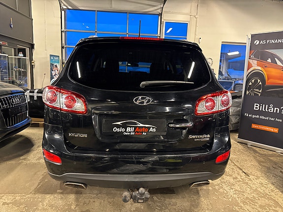 Hyundai Santa Fe 8 of 23