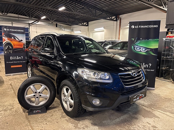 Hyundai Santa Fe 2 of 5