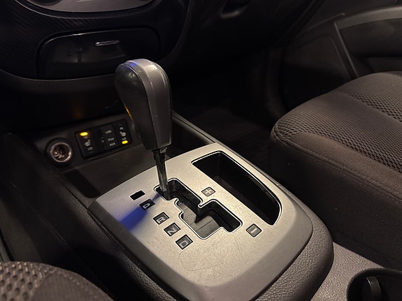 Hyundai Santa Fe 18 of 23