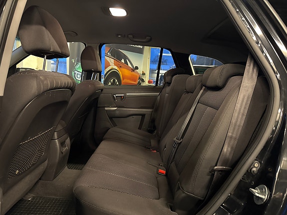 Hyundai Santa Fe 14 of 23