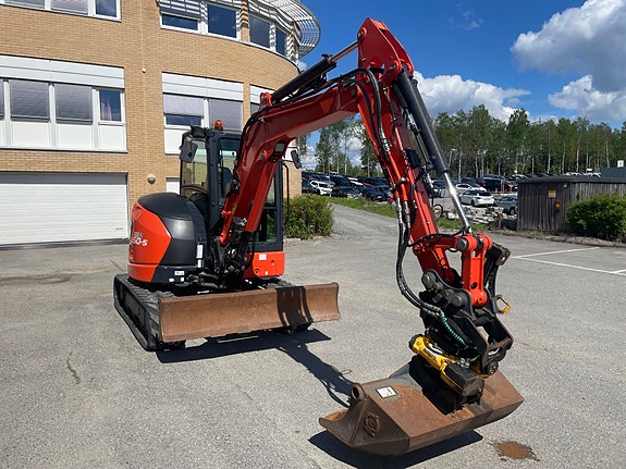 Kubota U50-5 3 of 9