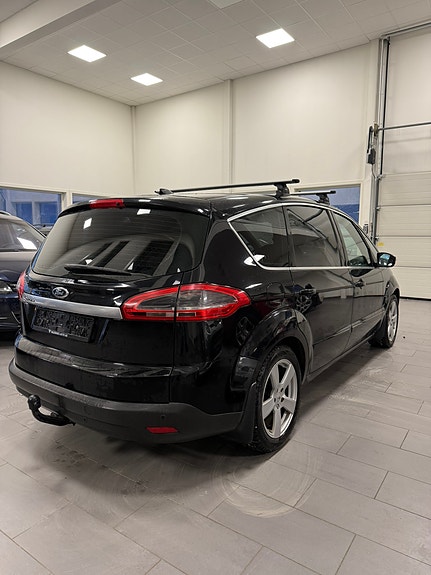 Ford S-MAX 6 of 19