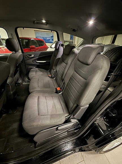 Ford S-MAX 10 of 19