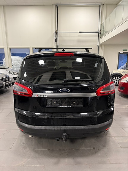 Ford S-MAX 5 of 19