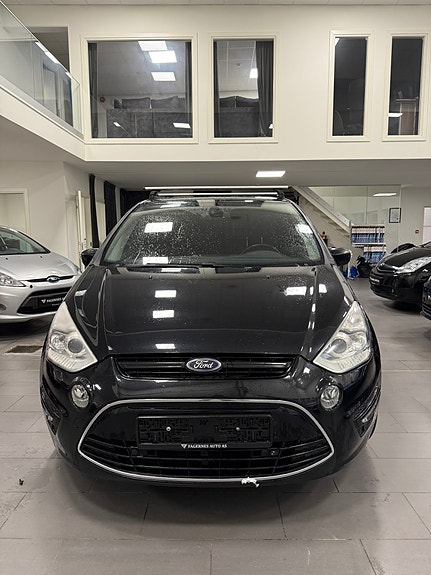 Ford S-MAX 2 of 19