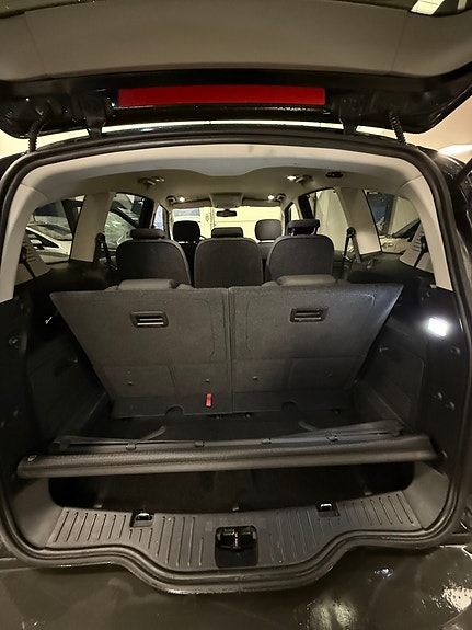 Ford S-MAX 14 of 19