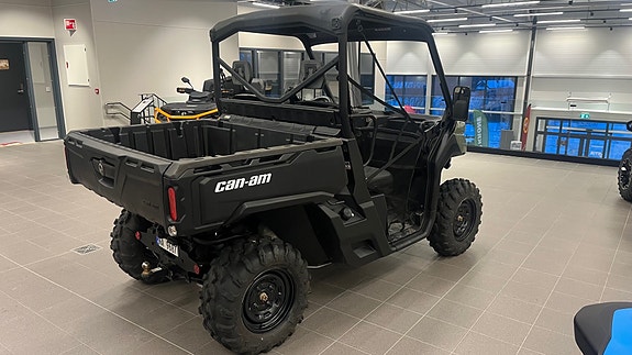 Can-Am Traxter Base HD8 T 4 of 5