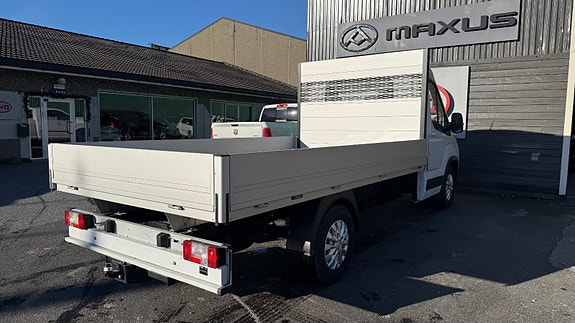 Maxus e-Deliver 9 5 of 16