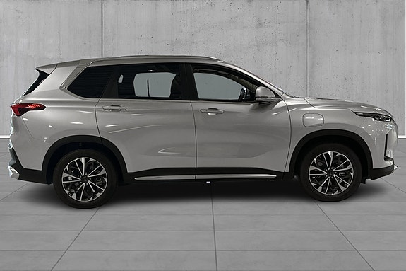 Maxus Euniq 6 5 of 5