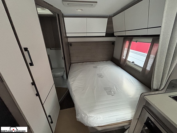 KABE ESTATE 470 XL KS 20 of 28