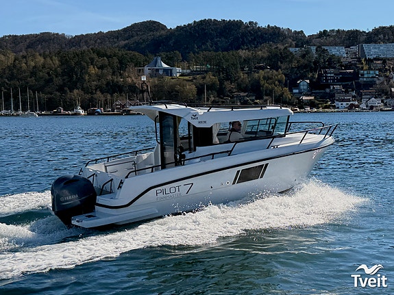 Strøken Finnmaster Pilot 7 Weekend med Yamaha F150XCA
