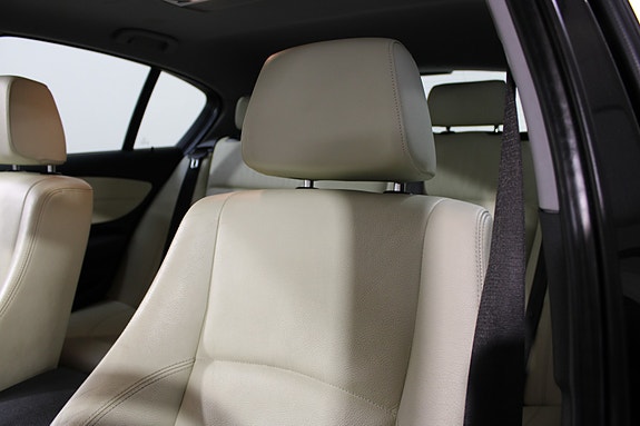 BMW 116d 27 of 30