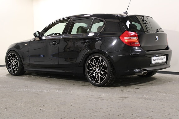 BMW 116d 4 of 30