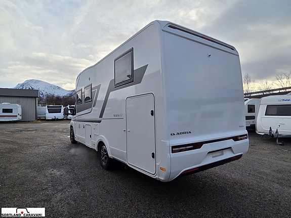 Adria MATRIX PLUS 670 DL 5 of 30