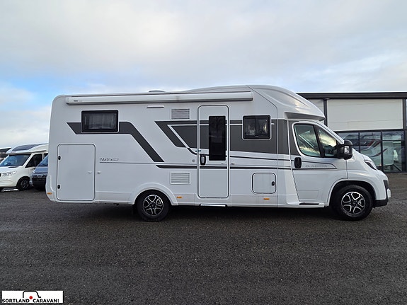 Adria MATRIX PLUS 670 DL 2 of 30