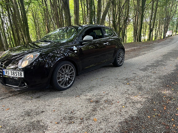 Alfa Romeo MiTo 13 of 27