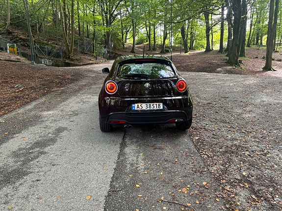 Alfa Romeo MiTo 3 of 27