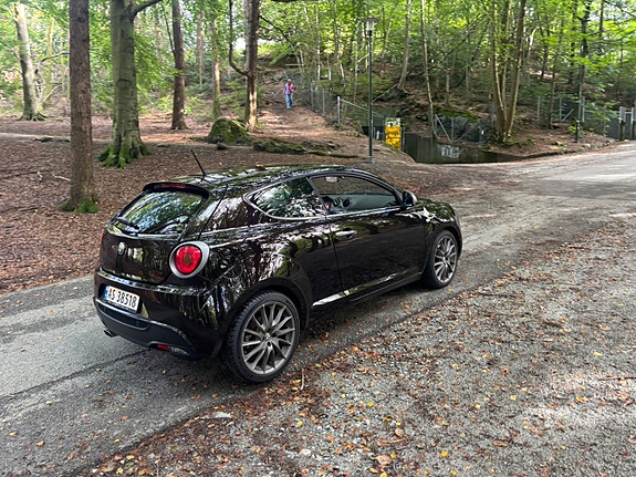 Alfa Romeo MiTo 5 of 27