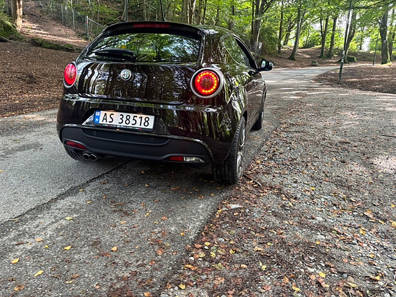 Alfa Romeo MiTo 20 of 27