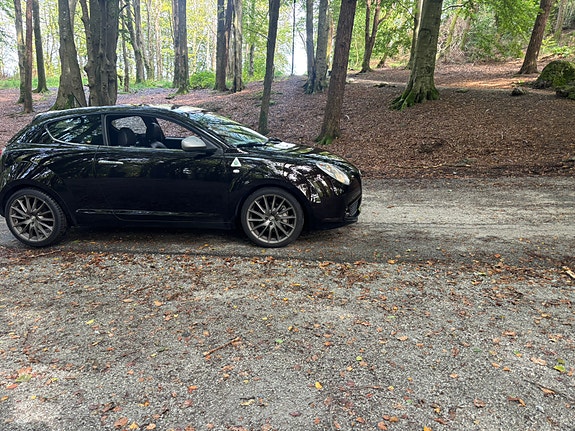 Alfa Romeo MiTo 8 of 27
