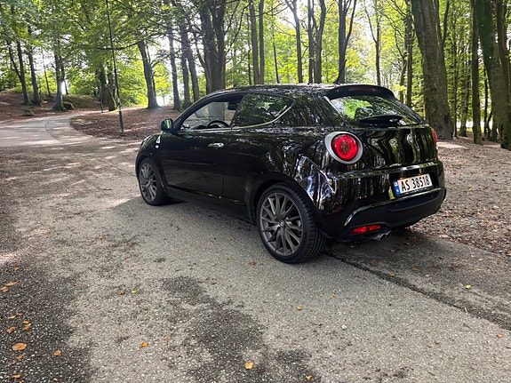 Alfa Romeo MiTo 17 of 27