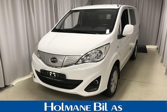 BYD T3