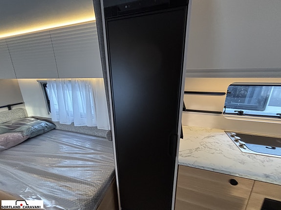 Adria ADORA 663 UT 20 of 30