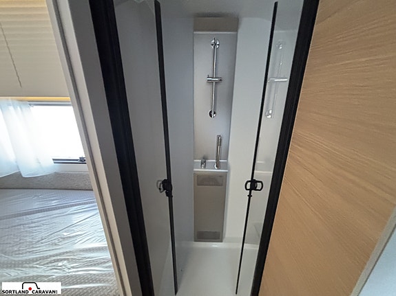 Adria ADORA 663 UT 30 of 30