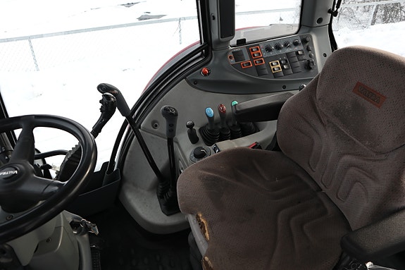 Valtra N101 2011, kr 455 000,-