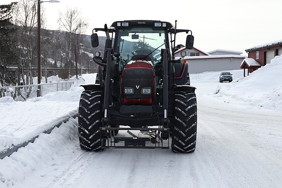 Valtra N101 2011, kr 455 000,-