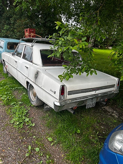 Chevrolet 6 of 12