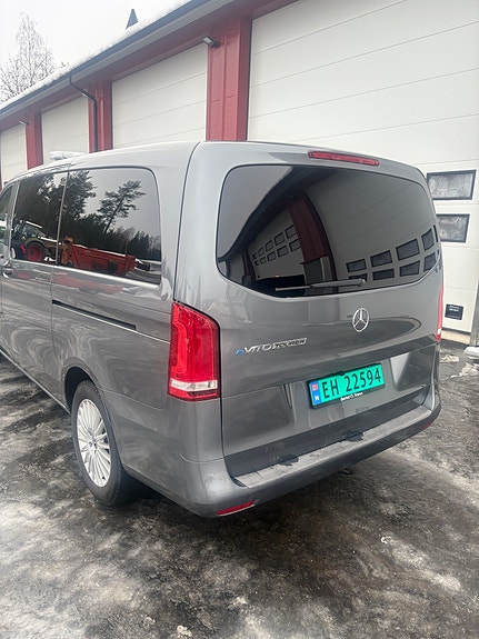 Mercedes-Benz eVito Tourer 5 of 5