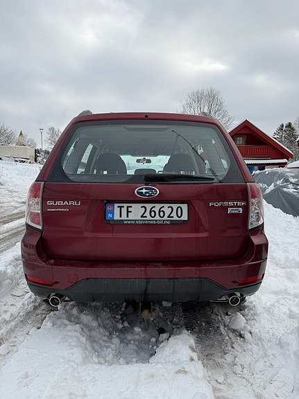 Subaru Forester 5 of 10