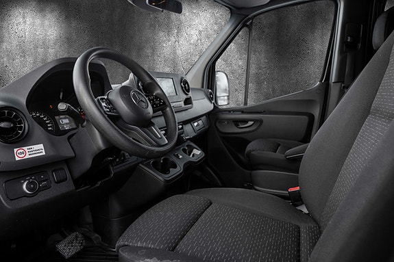 Mercedes-Benz Sprinter 519 17 of 30