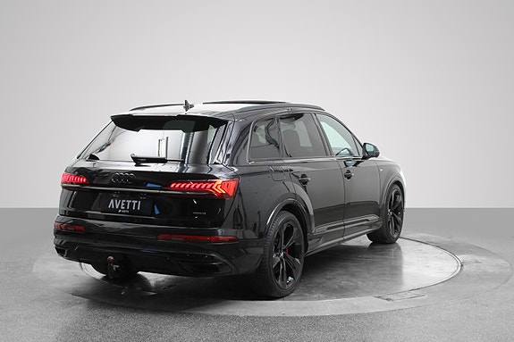Audi Q7 5 of 5