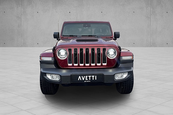 Jeep Gladiator 2 of 5