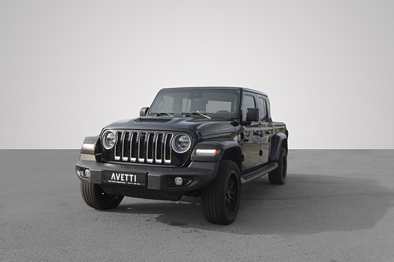 Jeep Gladiator 2 of 5
