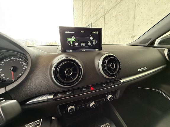 Audi RS3 27 of 30