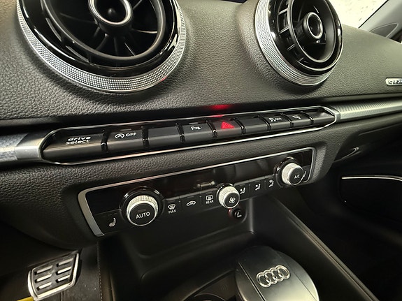 Audi RS3 22 of 30