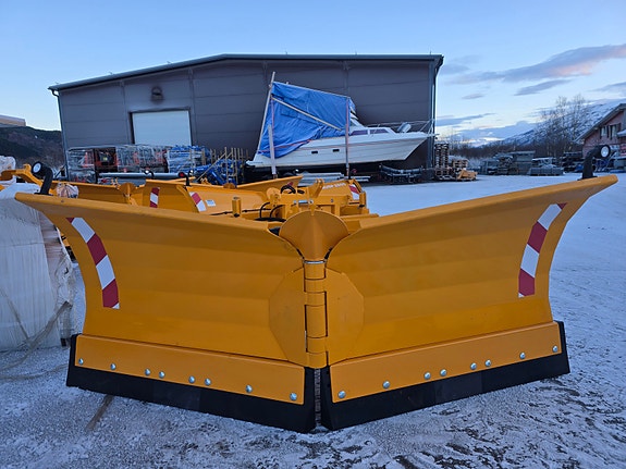 AGROQUIP FLYTSYSTEM VIKPLOG -DIAGONAL-SPISSPLOG-Y PLOG-SKRÅPLOG 10 of 30