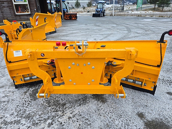 AGROQUIP FLYTSYSTEM VIKPLOG -DIAGONAL-SPISSPLOG-Y PLOG-SKRÅPLOG 20 of 30