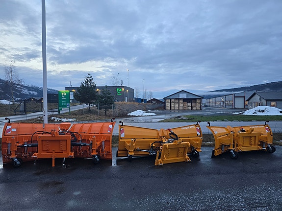 AGROQUIP FLYTSYSTEM VIKPLOG -DIAGONAL-SPISSPLOG-Y PLOG-SKRÅPLOG 2 of 30