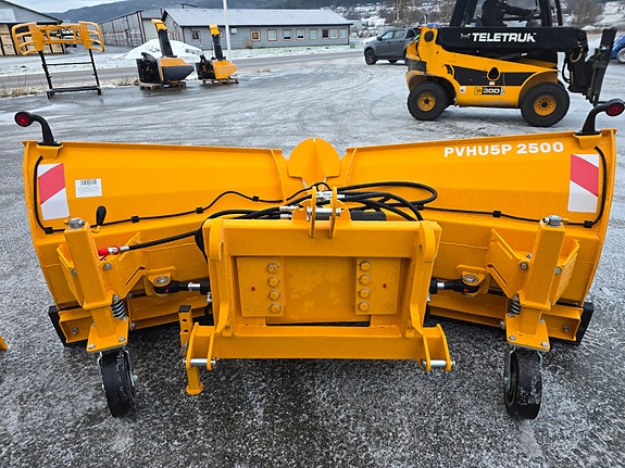 AGROQUIP FLYTSYSTEM VIKPLOG -DIAGONAL-SPISSPLOG-Y PLOG-SKRÅPLOG 13 of 30
