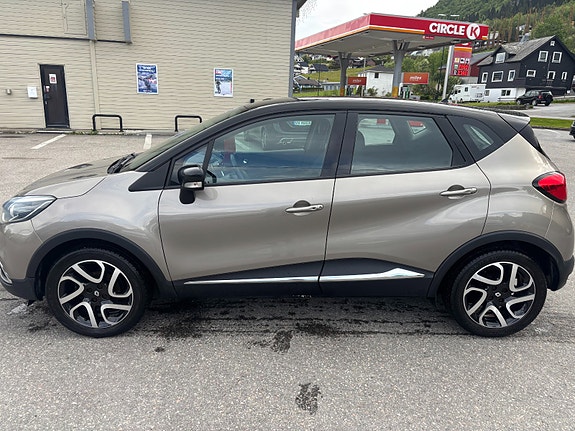 Renault Captur 5 of 5